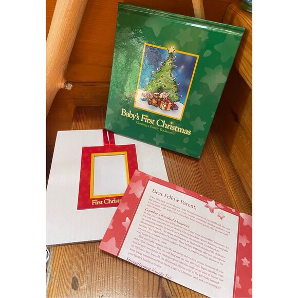 Baby's First Christmas: Creating a Family Tradition Hardcover photo memory book - Picture 3 of 3
